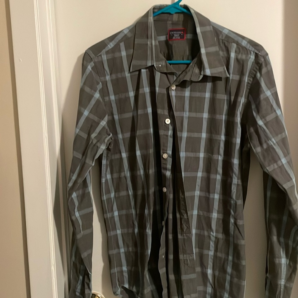 Men’s long sleeve button down shirt, size medium, worn but like new
